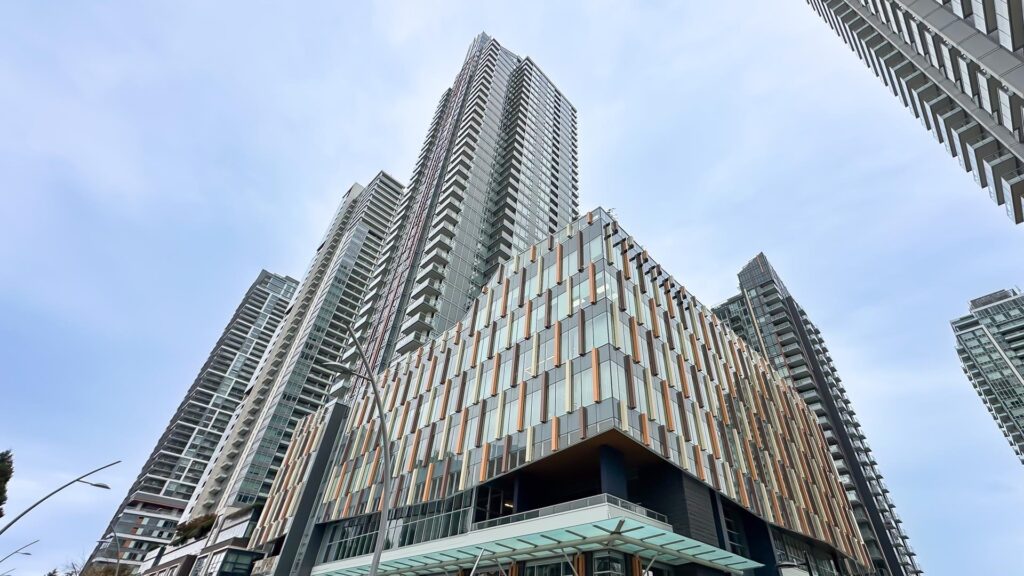 633 - 6378 Silver Avenue, Burnaby